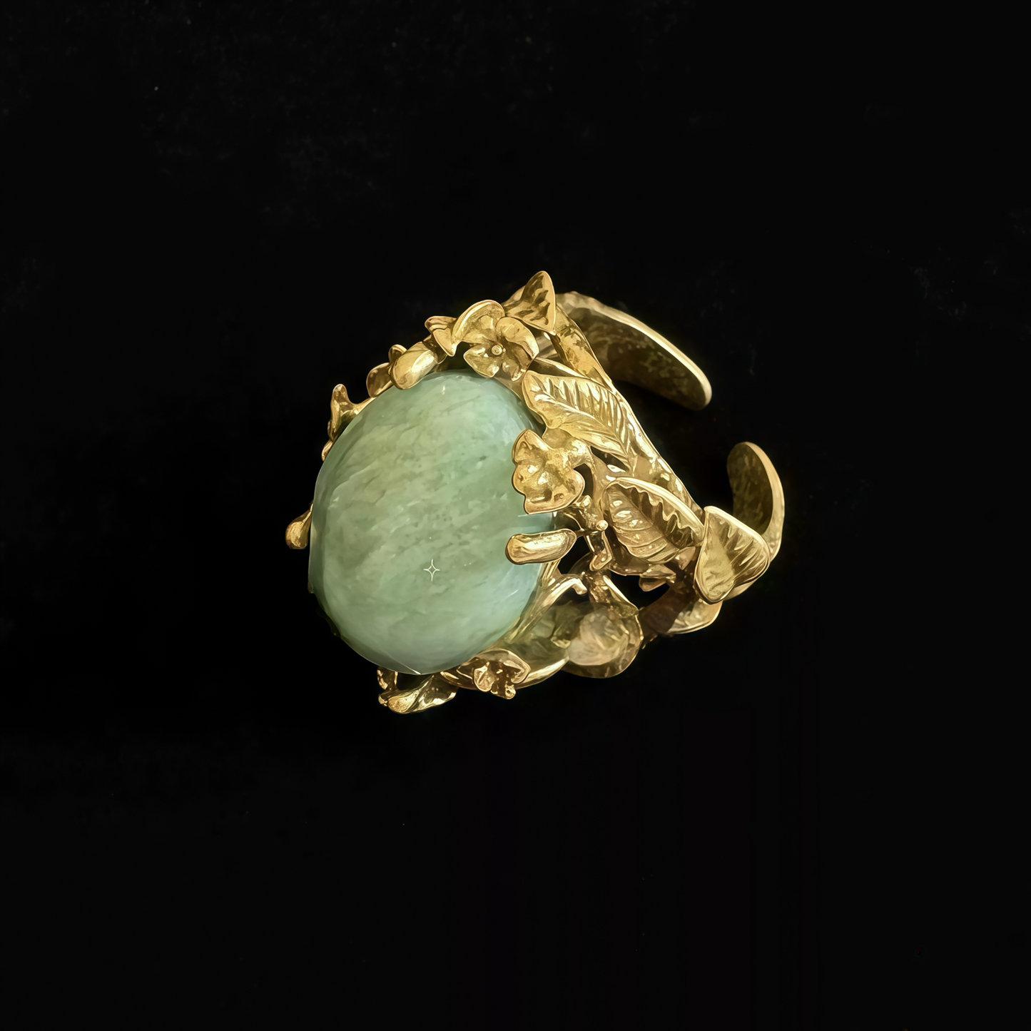 ➡️V Ring 01