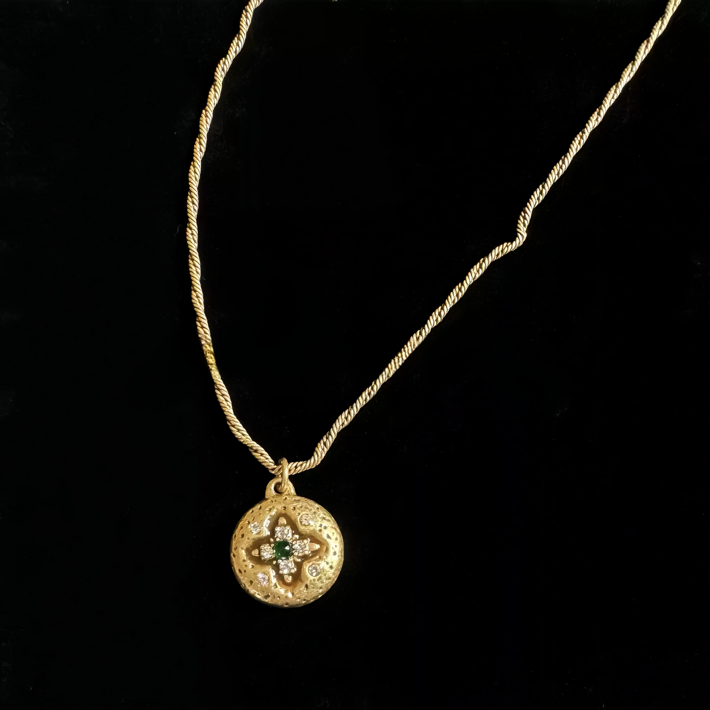 ➡️V Necklace 14