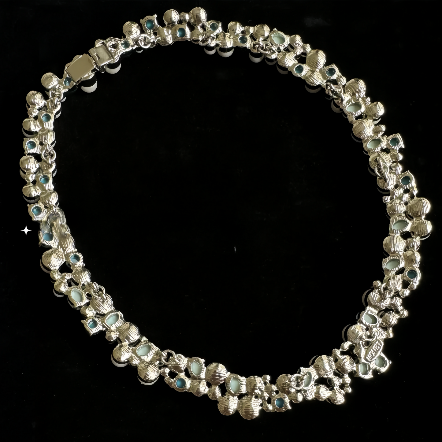 ➡️V Necklace 15