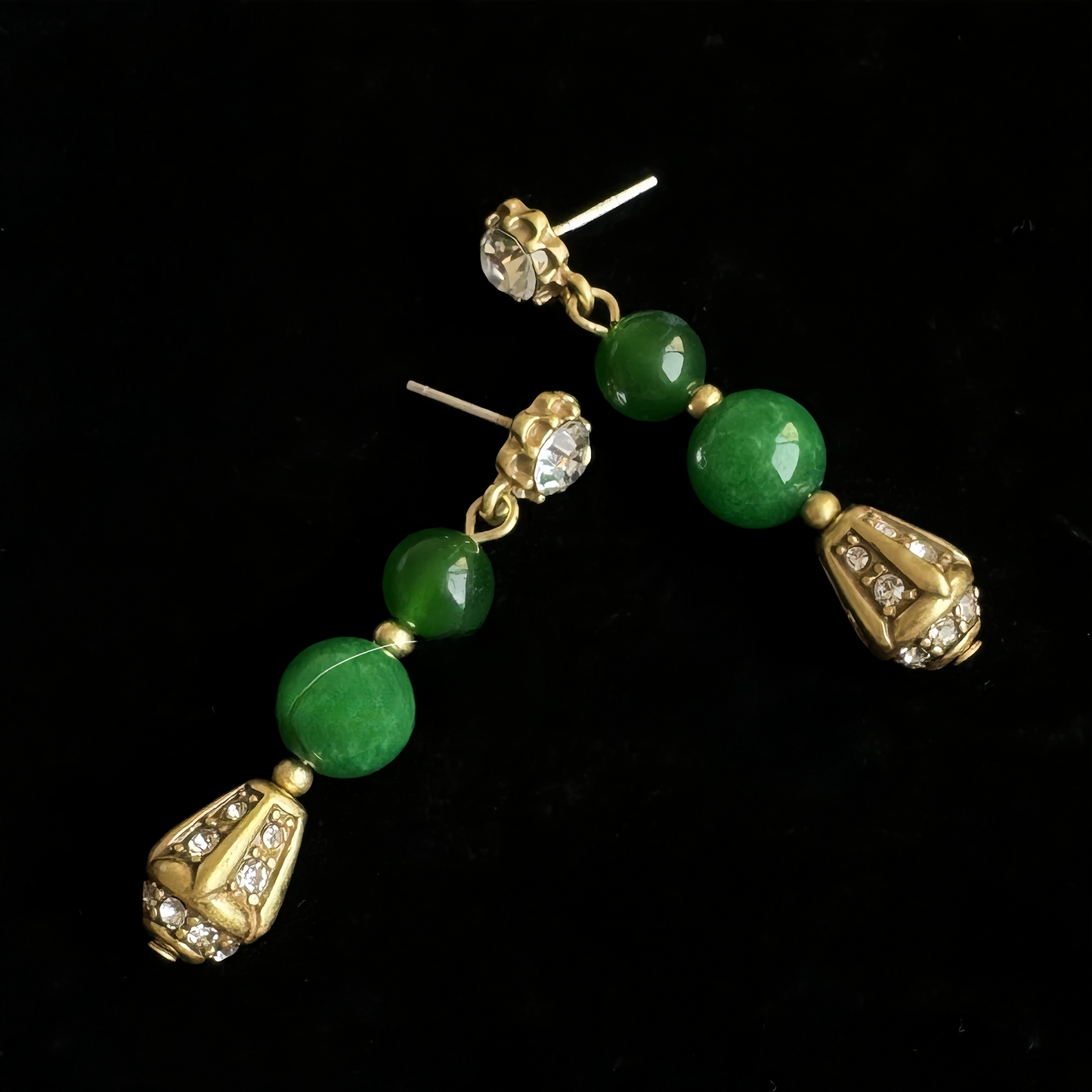 ➡️V Earring 04