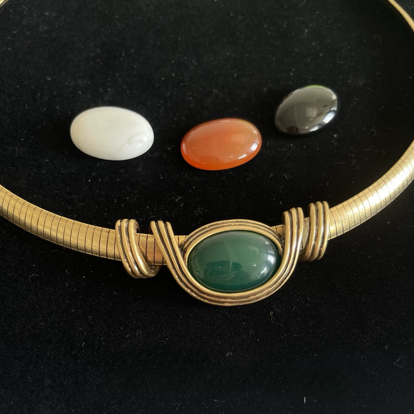 ➡️V Necklace 22