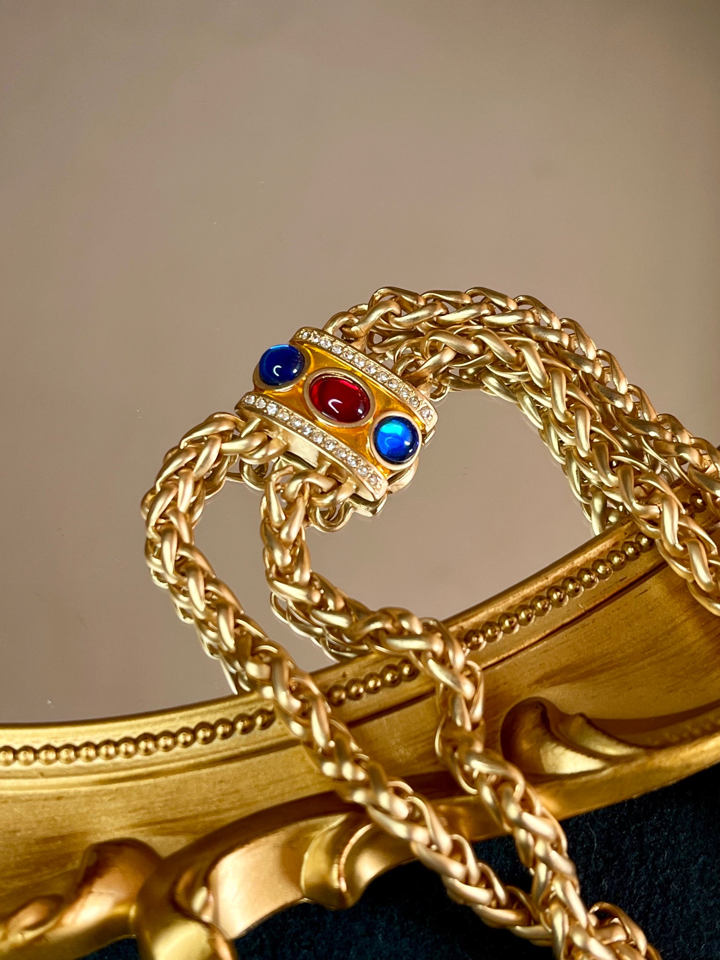 ➡️V Necklace 04
