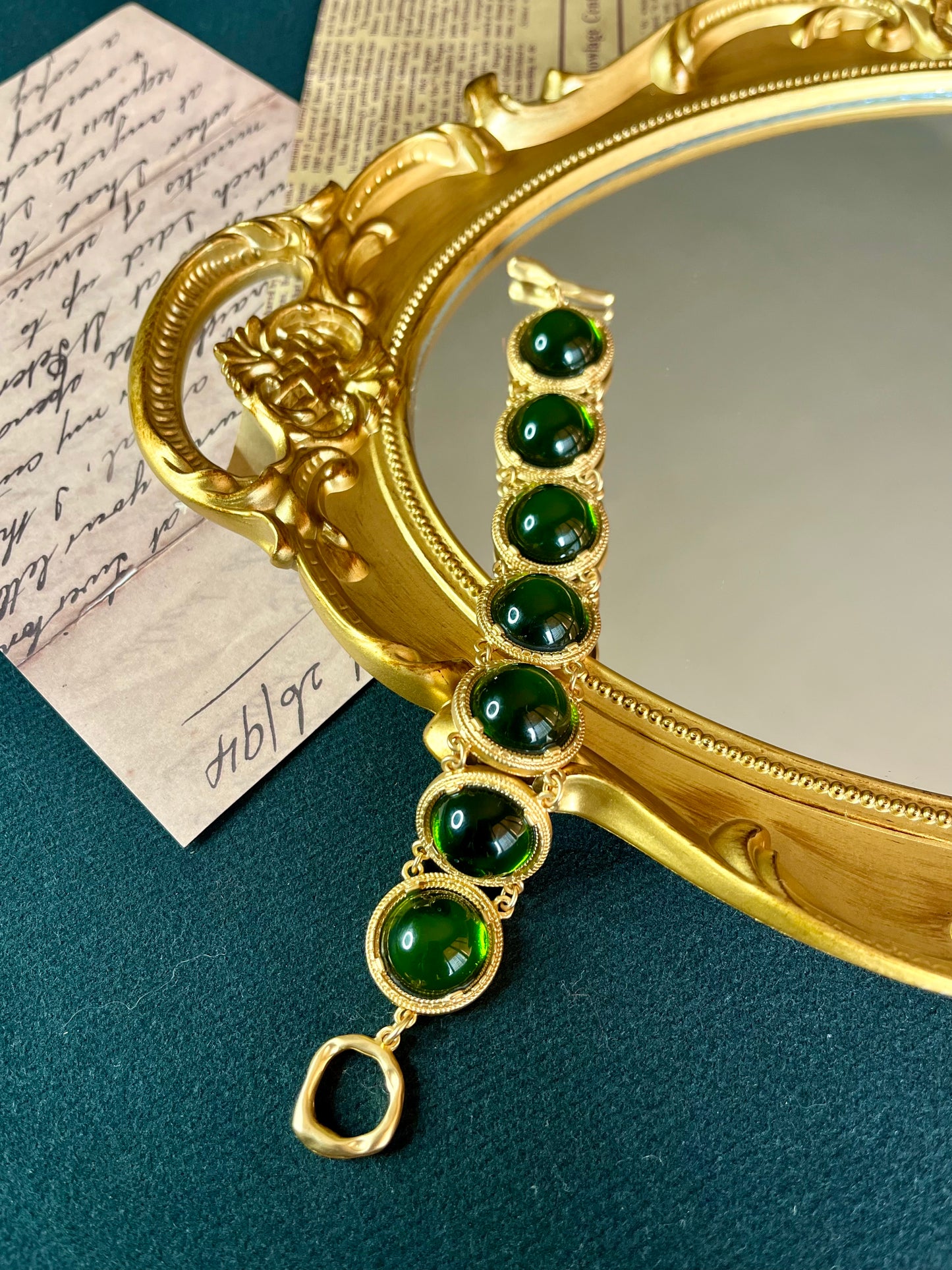 ➡️V Bracelet 11