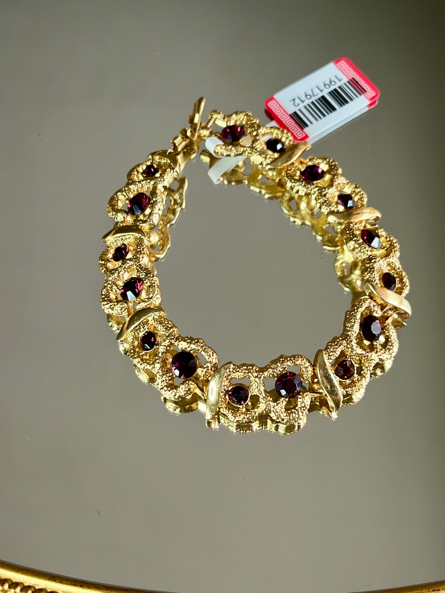 ➡️V Bracelet 12