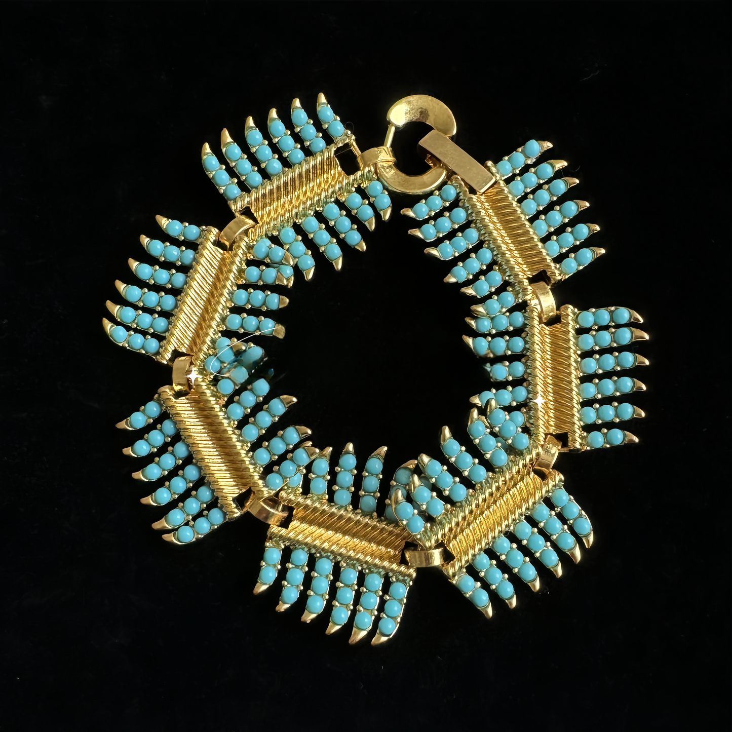➡️V Bracelet 15